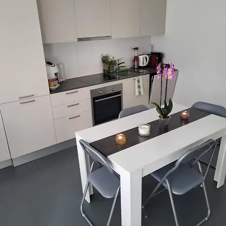 Apartment Dreams House *